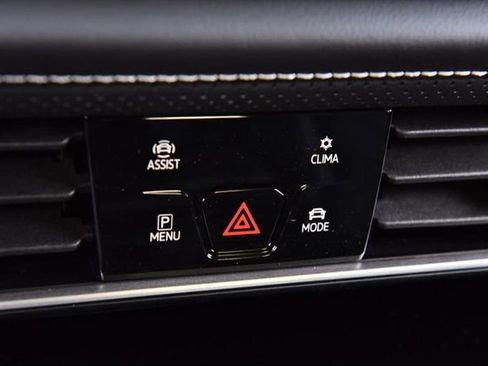 New 2026 Volkswagen Atlas SEL Premium R-Line image 15