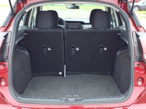 Used 2022 Nissan Kicks SV FWD image 8