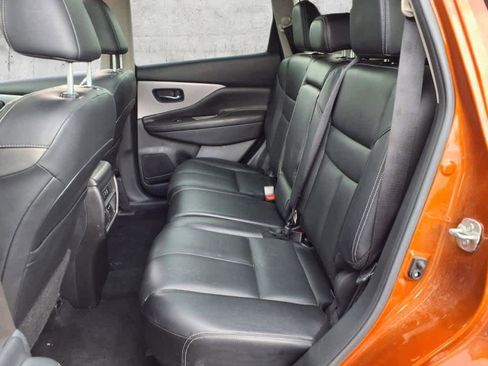 Used 2022 Nissan Murano SL w/ SL Moonroof Package image 8