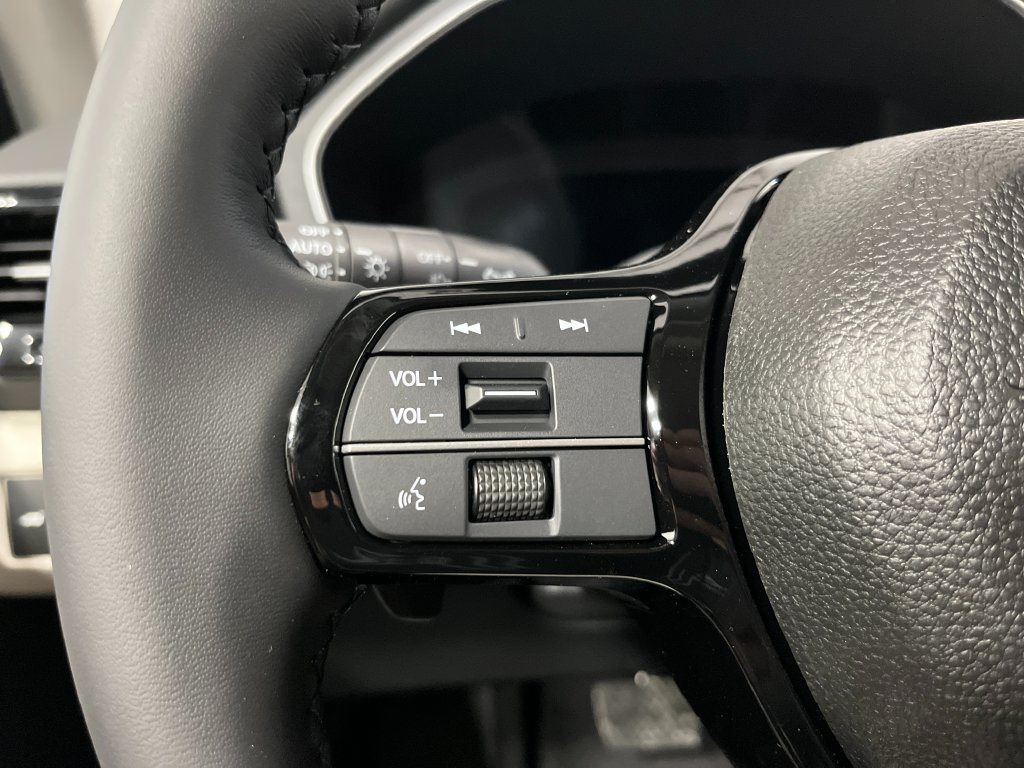 New 2026 Honda Pilot Touring image 21