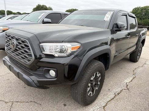 Used 2023 Toyota Tacoma TRD Off-Road AWD/4WD image 1