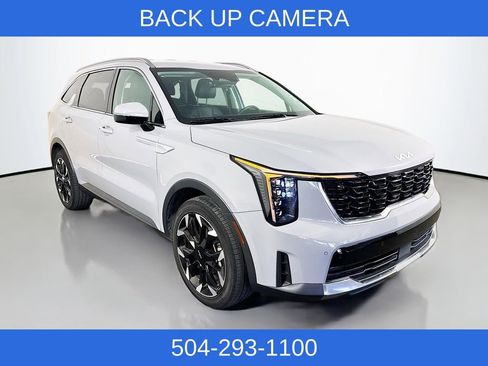 Used 2024 Kia Sorento EX FWD image 4