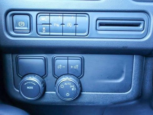 Certified 2024 Chevrolet Tahoe Premier image 25