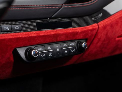 Certified 2023 Ferrari F8 Tributo image 28