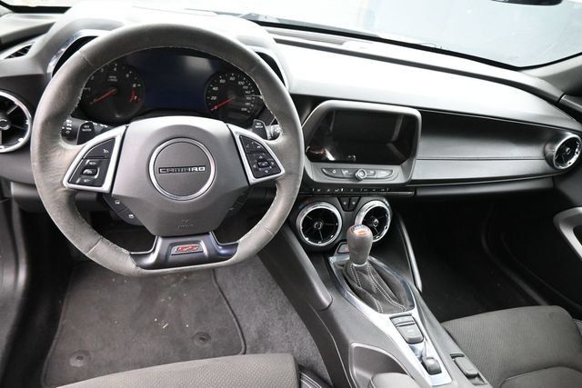 Used 2020 Chevrolet Camaro SS RWD image 19