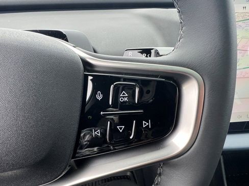 New 2026 Volvo EX30 Plus w/ Protection Package Premier image 17