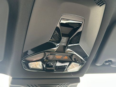 New 2025 BMW X1 xDrive28i w/ Technology Package image 27