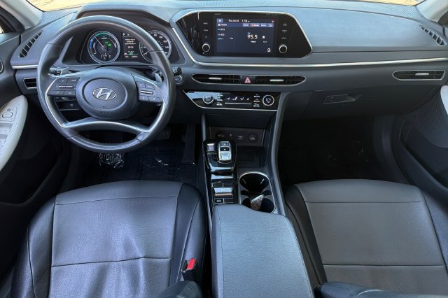 Used 2021 Hyundai Sonata SEL FWD image 16