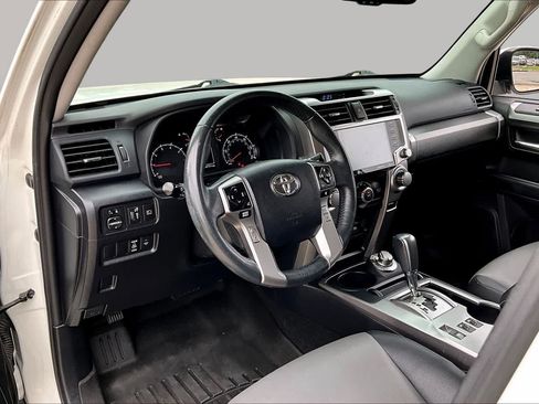 Used 2022 Toyota 4Runner SR5 Premium AWD/4WD image 18