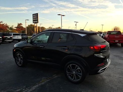 Used 2023 Buick Encore GX Select image 11