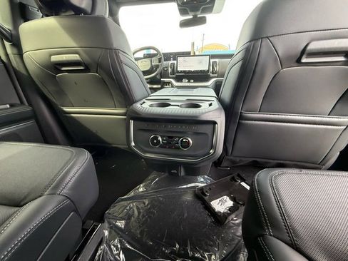 New 2026 Ford Expedition Platinum w/ Stealth Appearance Package image 11