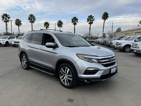 Used 2016 Honda Pilot Elite image 2