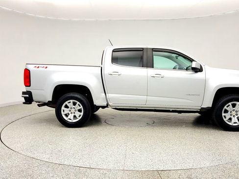 Used 2017 Chevrolet Colorado LT w/ LT Convenience Package AWD/4WD image 4