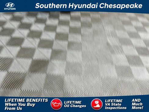 Used 2018 GMC Acadia SLT image 1