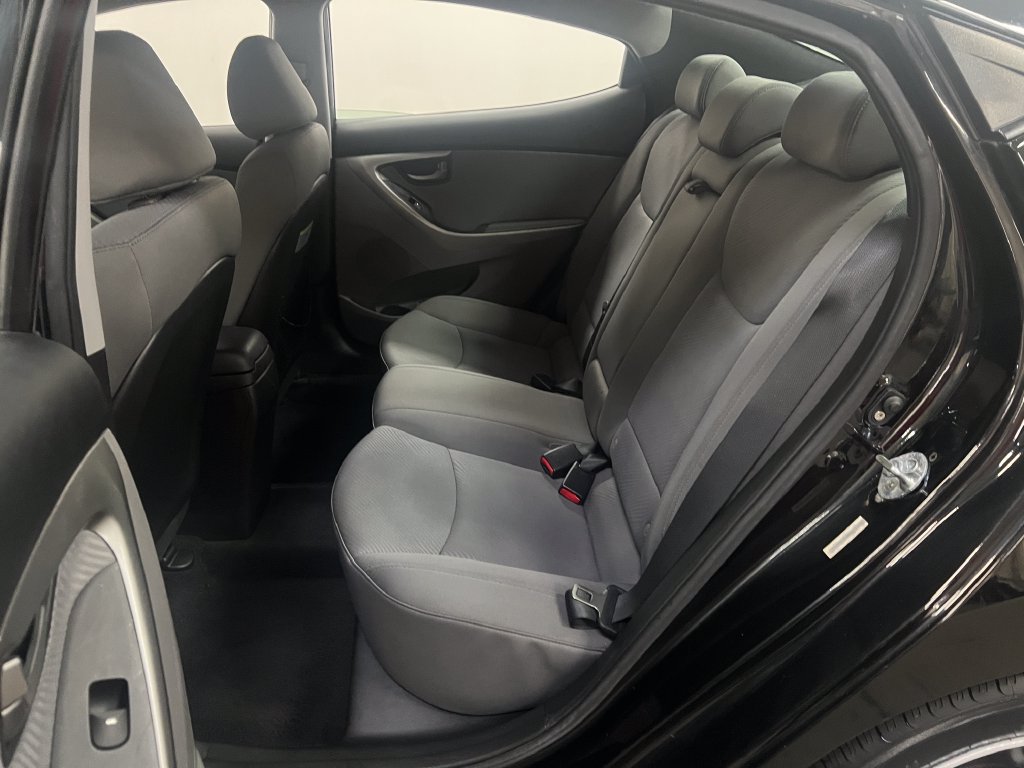 Used 2013 Hyundai Elantra GLS w/ Preferred Pkg FWD image 25