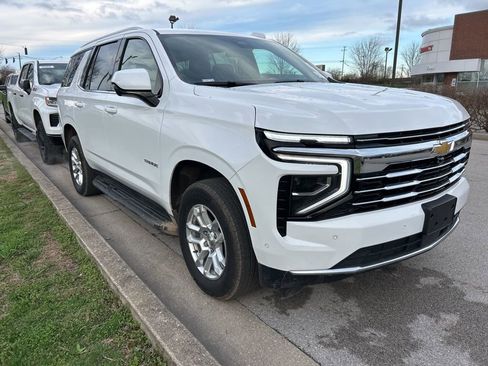 Used 2025 Chevrolet Tahoe LT image 2
