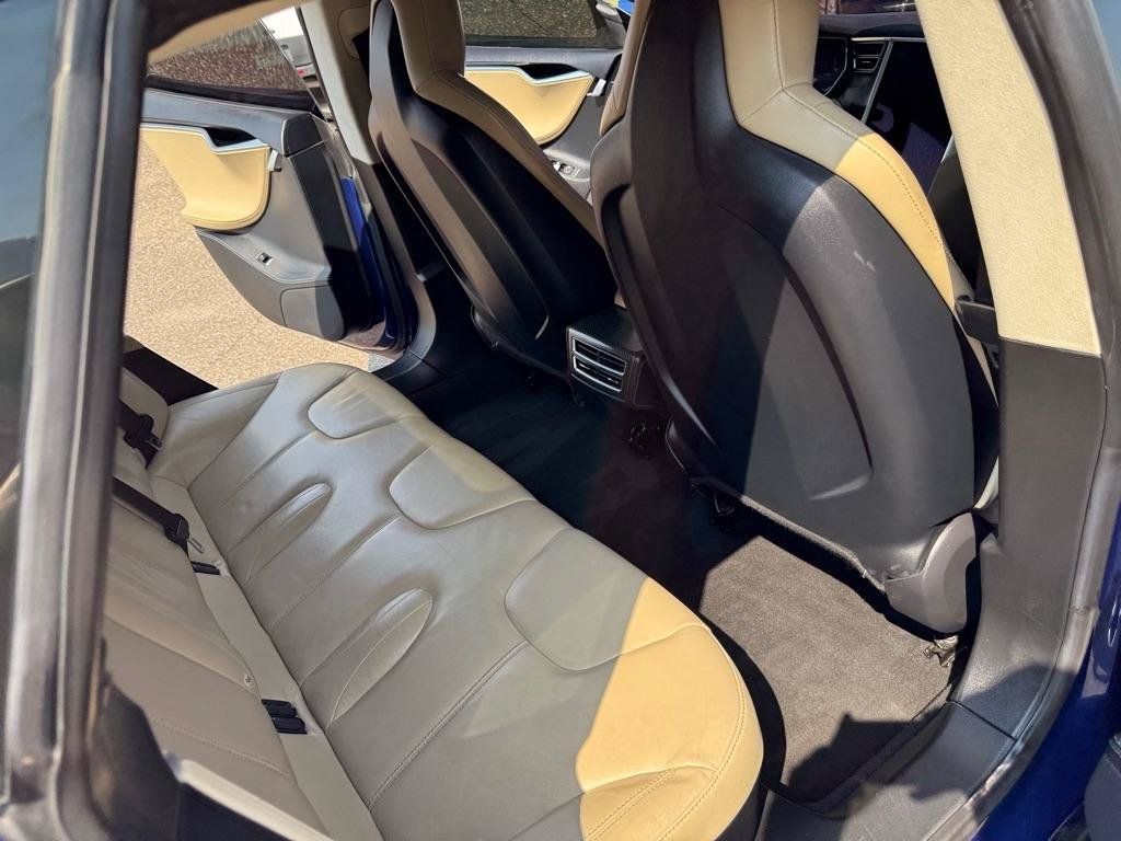 Used 2015 Tesla Model S 85D AWD/4WD image 22