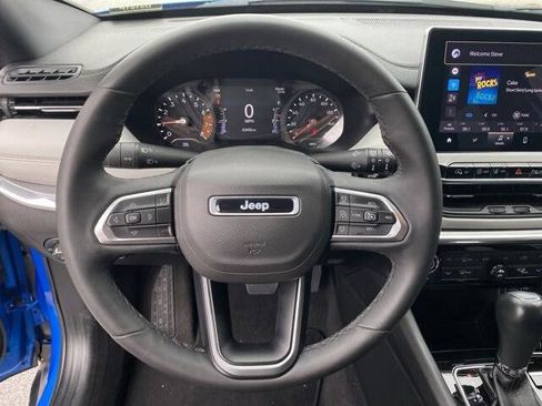 Certified 2023 Jeep Compass Limited image 35