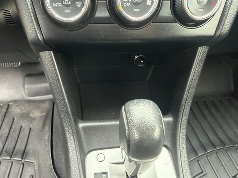 Used 2013 Subaru Crosstrek 2.0i Limited AWD/4WD image 39