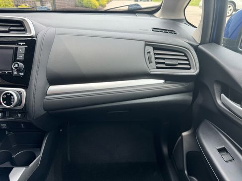 Used 2020 Honda Fit LX image 16