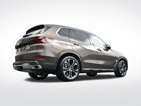 Used 2025 BMW X5 xDrive50e w/ Executive Package image 31