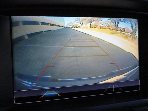 Used 2018 Chevrolet Colorado LT w/ Luxury Package, Chrome image 19