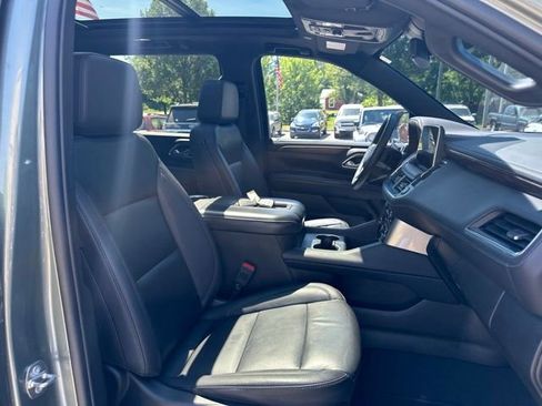 Used 2024 Chevrolet Suburban LT w/ LT Signature Package AWD/4WD image 35