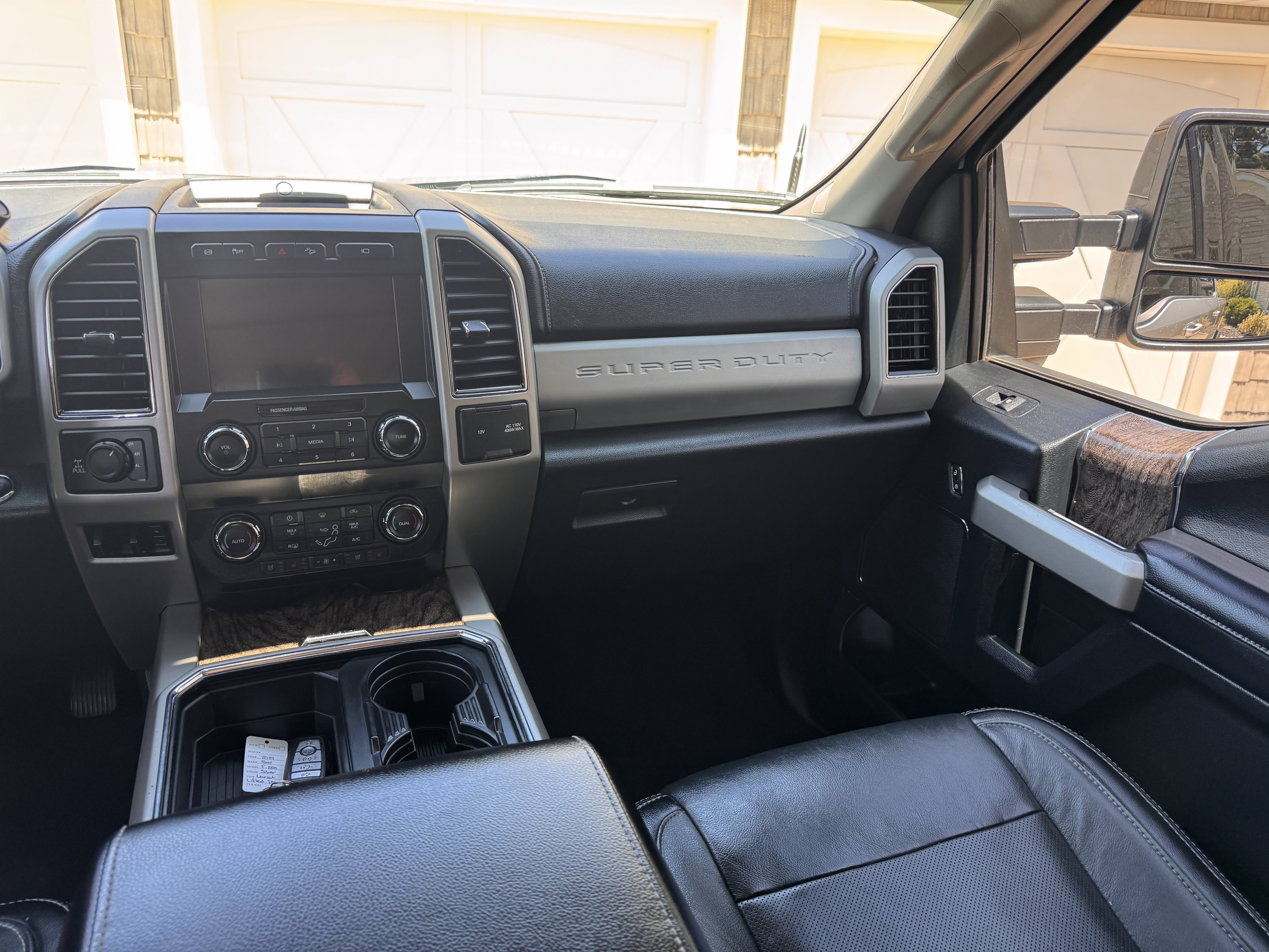 Used 2019 Ford F250 Lariat w/ Lariat Ultimate Package AWD/4WD image 18