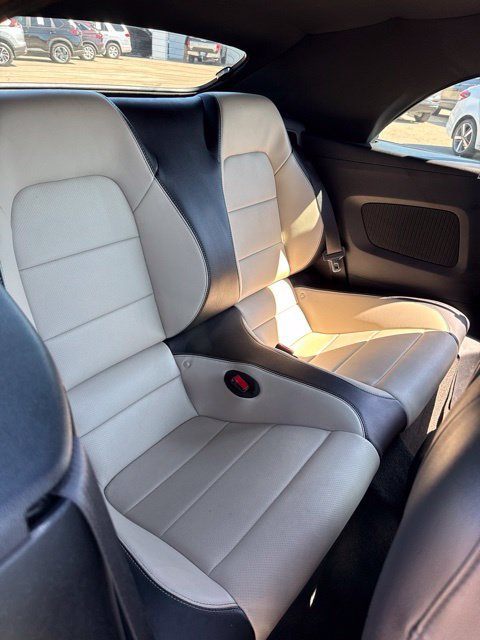 Used 2017 Ford Mustang Premium RWD image 16