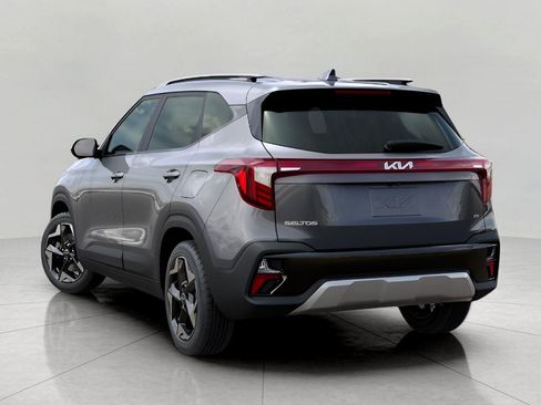 Used 2026 Kia Seltos S AWD/4WD image 5