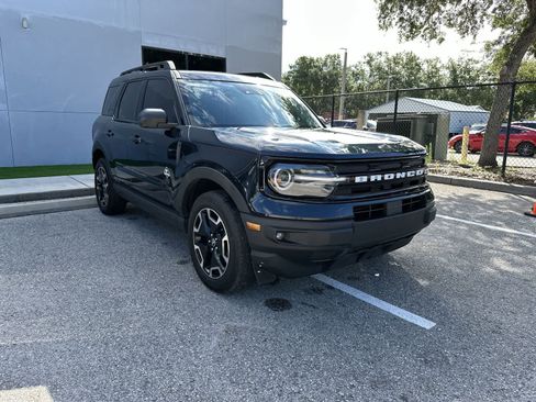 Used 2023 Ford Bronco Sport Outer Banks w/ Tech Package AWD/4WD image 11