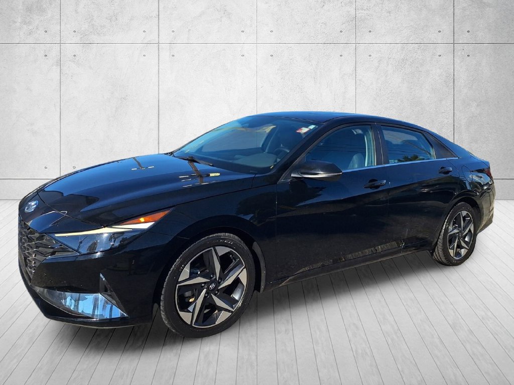 Used 2022 Hyundai Elantra Limited w/ Cargo Package FWD image 1