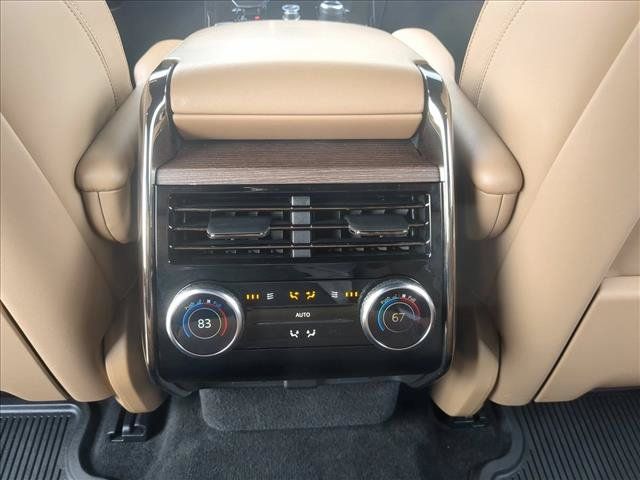 Used 2023 Land Rover Range Rover Sport SE AWD/4WD image 23