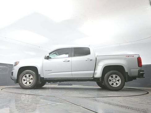 Used 2020 Chevrolet Colorado W/T w/ WT Convenience Package image 30