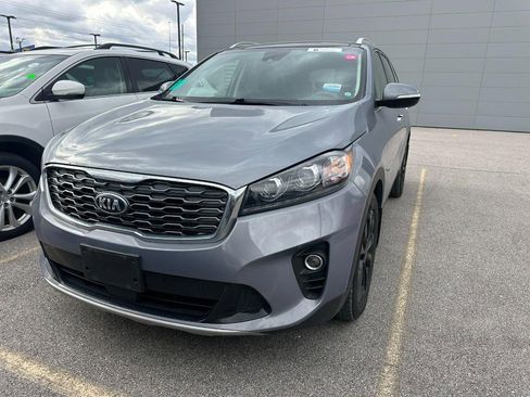 Used 2020 Kia Sorento EX image 2