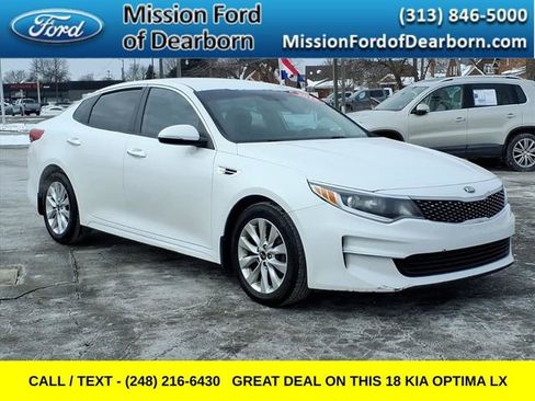 Used 2018 Kia Optima LX w/ 17" Alloy Wheels Package image 4