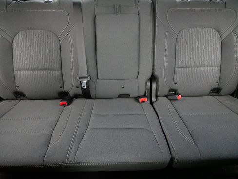Used 2020 RAM 1500 Big Horn AWD/4WD image 13