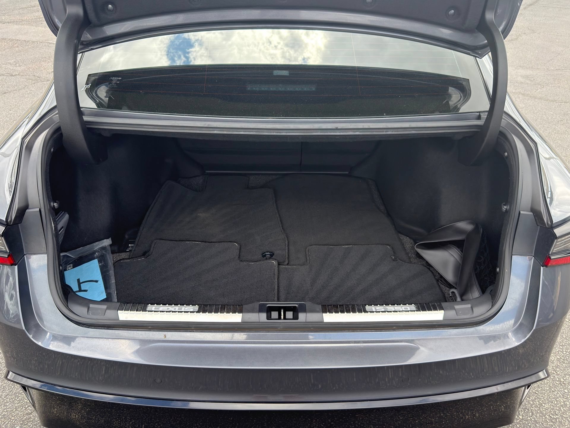 Used 2023 Lexus IS 350 F Sport RWD image 6