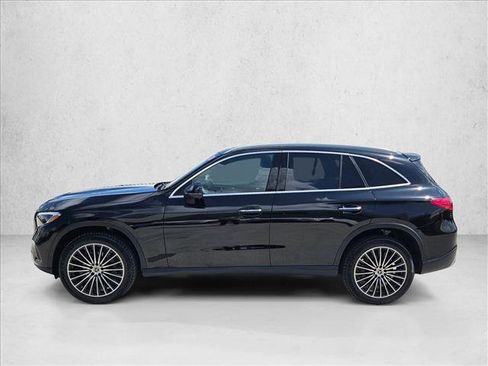Certified 2026 Mercedes-Benz GLC 300 image 9