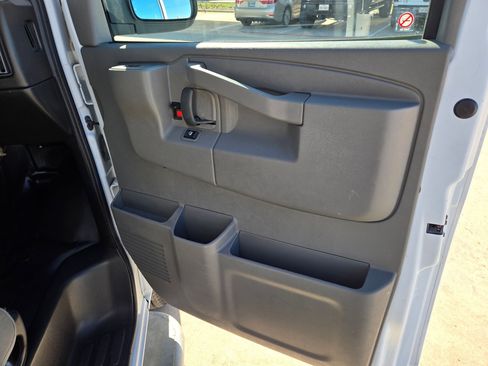 Used 2024 Chevrolet Express 2500 w/ Driver Convenience Package image 30