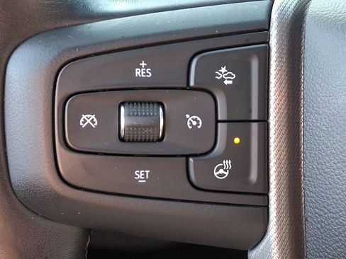 Used 2021 GMC Yukon XL Denali w/ Denali Premium Package image 21