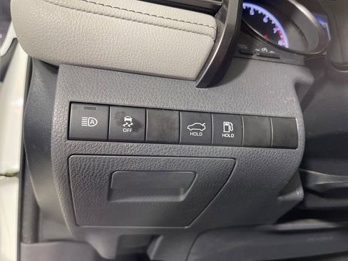 Certified 2022 Toyota Camry SE image 29