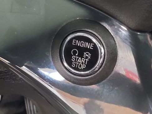 Used 2013 Ford Escape Titanium FWD image 26