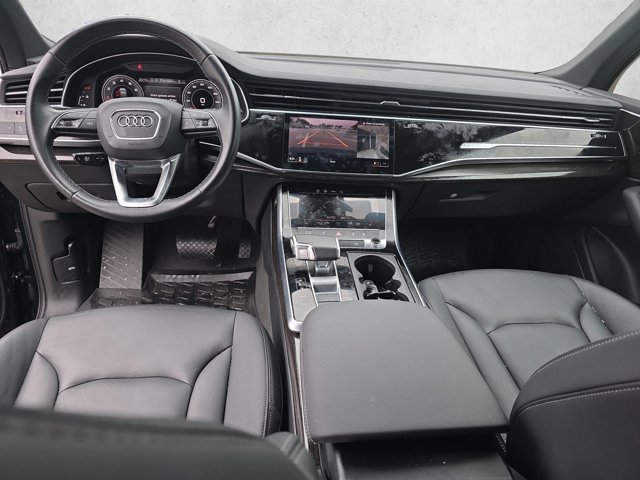 Used 2025 Audi Q7 2.0T Premium w/ Convenience Package AWD/4WD image 20
