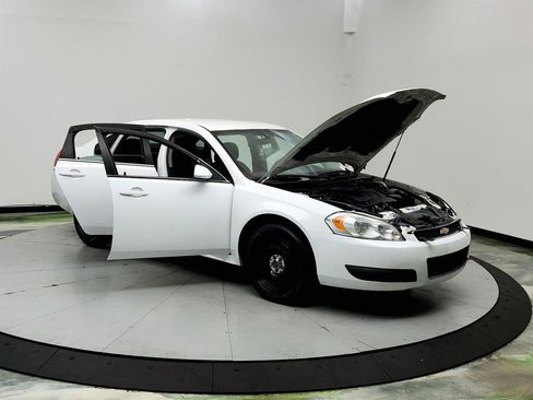 Used 2016 Chevrolet Impala Police FWD image 10