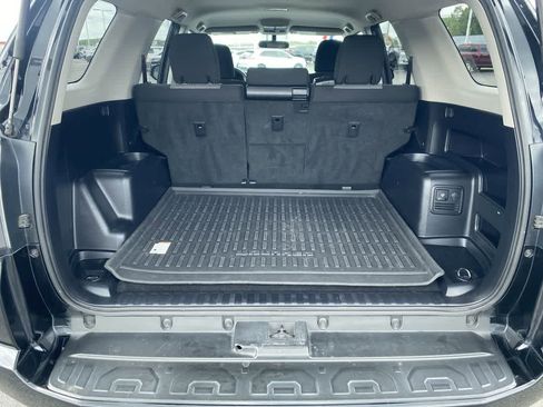 Used 2018 Toyota 4Runner SR5 RWD image 23