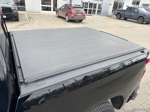 Used 2024 Chevrolet Silverado 1500 High Country w/ Technology Package image 37