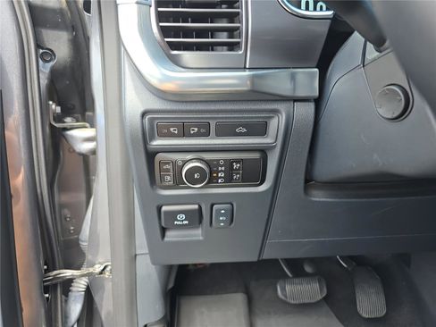 Used 2023 Ford F150 Lariat w/ Equipment Group 502A High AWD/4WD image 34