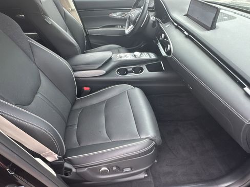 Used 2023 Genesis Electrified GV70 Advanced image 14