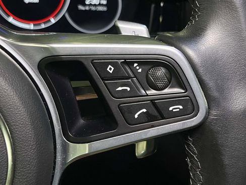 Used 2023 Porsche Cayenne image 39
